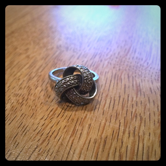 Sterling Silver 925 Twist Marcasite Ring Sz 6.5