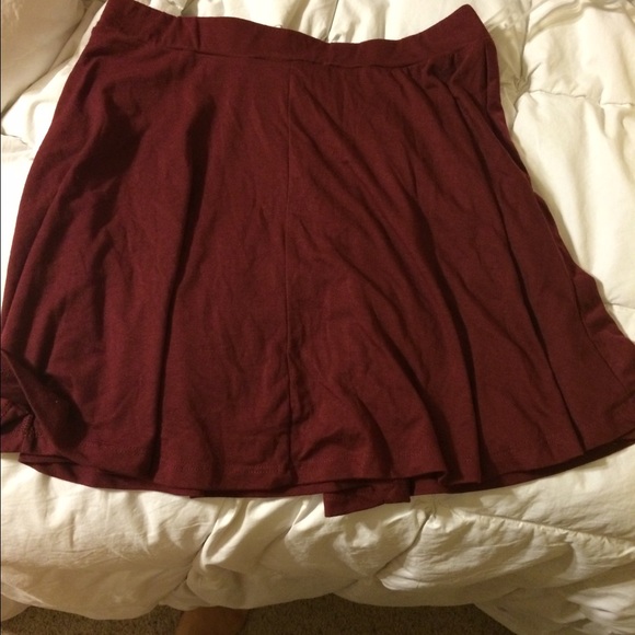 🔥🔥burgundy skater skirt