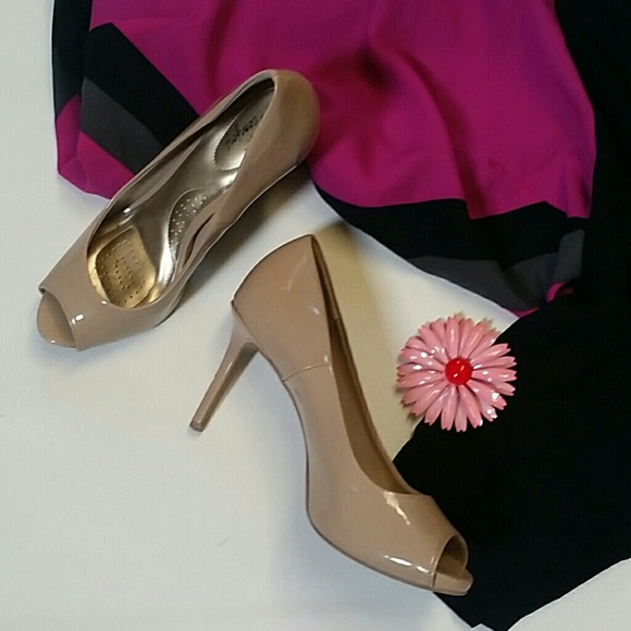 Peeptoe pumps  heels with padded insole 8