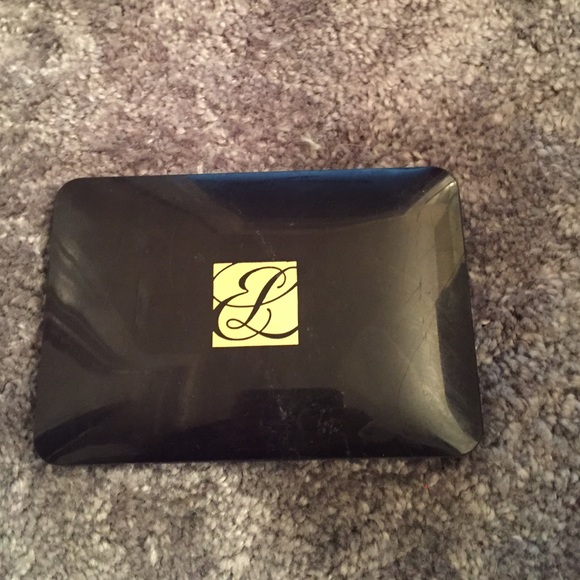 Estee Lauder eyeshadow palette