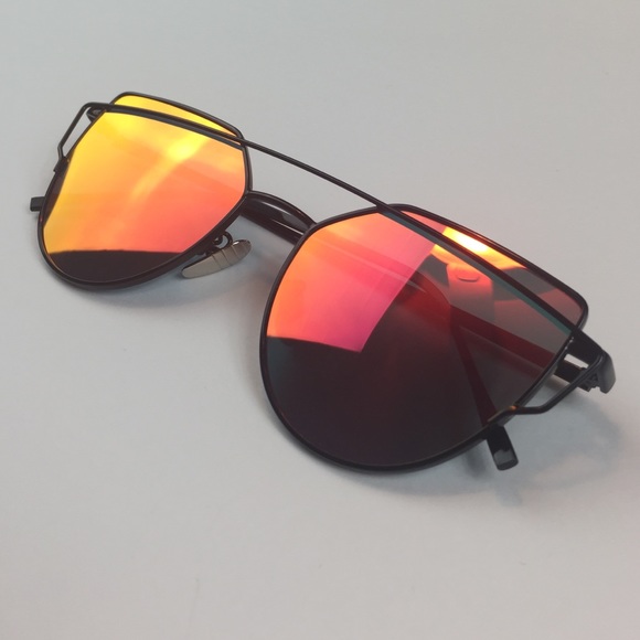 Bomb Red/Black Sunglasses! - Picture 2 of 4