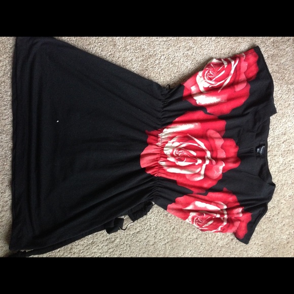 Forever 21 Tops - Forever 21 top with belt