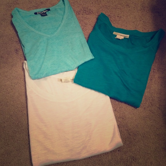 Tshirt bundle: white, light blue, and turquoise
