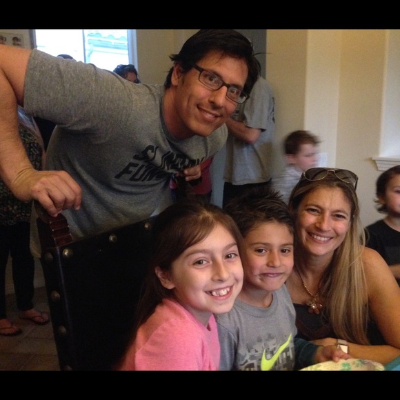 Meet your Posher, Yvette - Picture 2 of 4