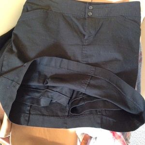 Black Christopher and Banks skort