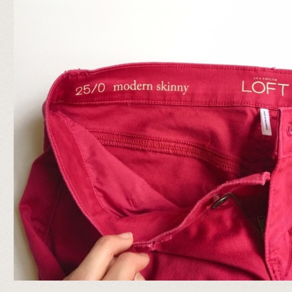 LOFT Modern Skinny Jeans (Hot Pink)