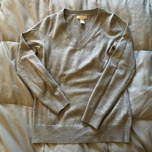 Banana republic v-neck sweater