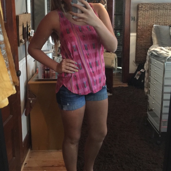 Pink American eagle tank