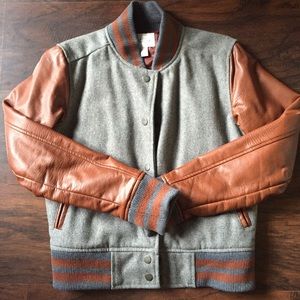 🎉 NEW ITEM 🎉 Lark and Wolff Varsity Jacket