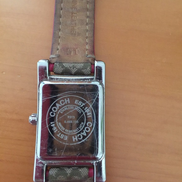 Coach Watch - Picture 3 of 4
