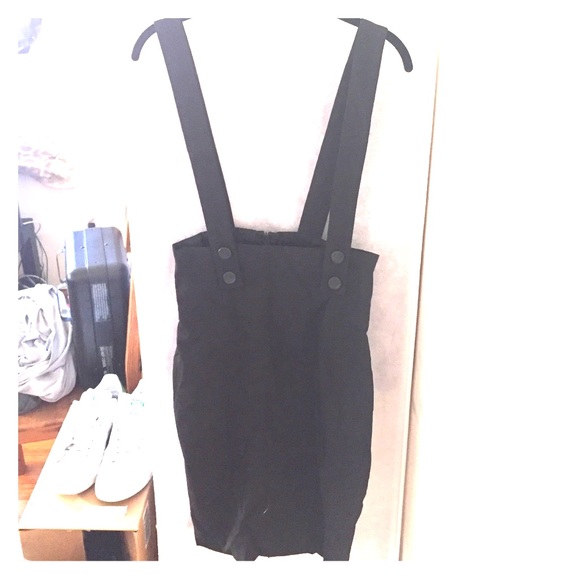 Suspended high waist pencil skirt