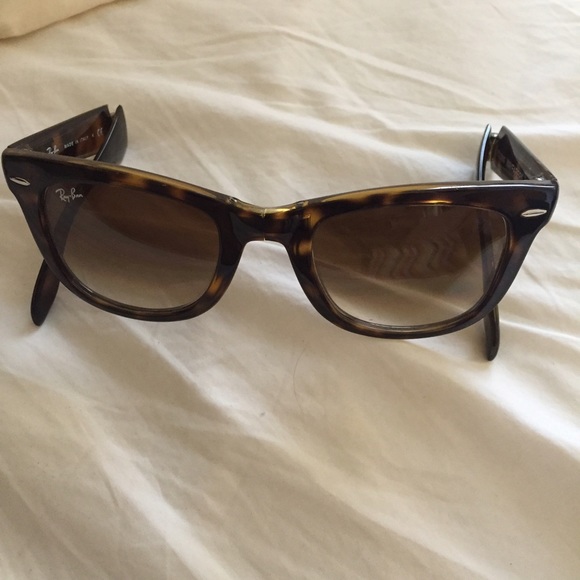 Classic Folding Ray Bans