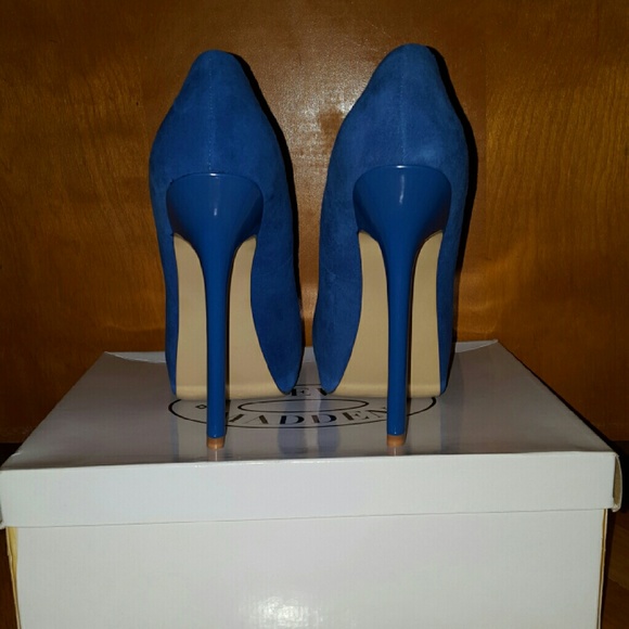 Steve Madden Scandall - Picture 3 of 4