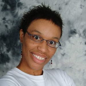 Meet your Posher, Maya