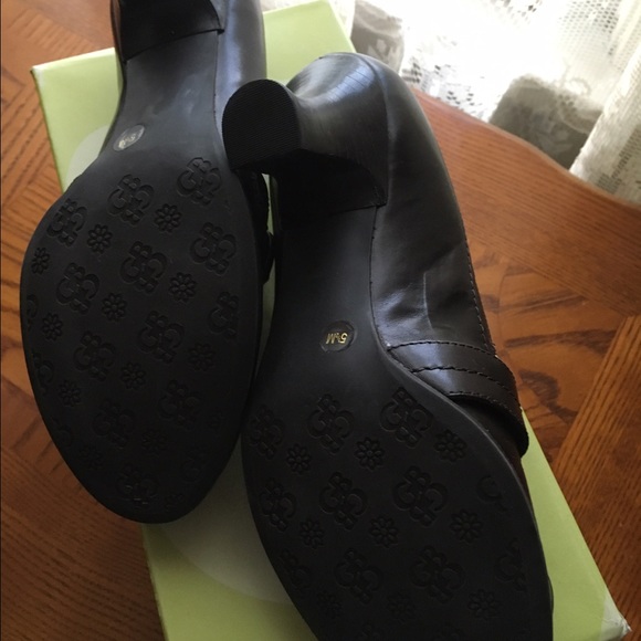 Shoes - Picture 2 of 2