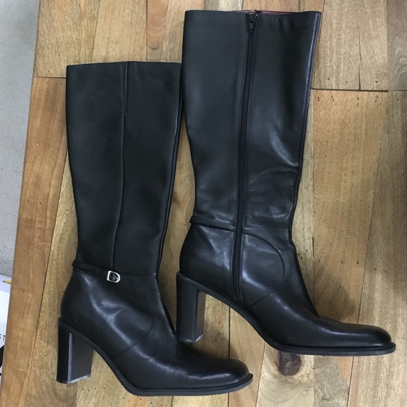 LAST CHANCE! Naturalizer tall leather boots
