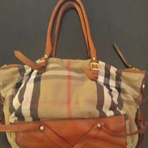 100% authentic BURBERRY