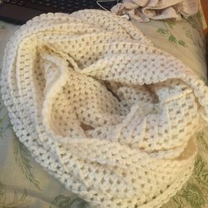 White infinity scarf