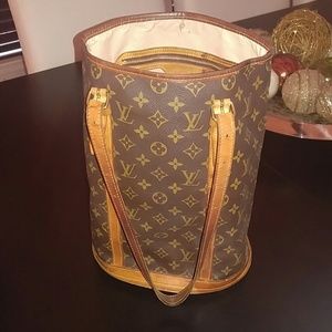 100% authentic Louis Vuitton large bucket
