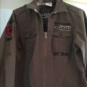 Jacket / long sleeve shirt