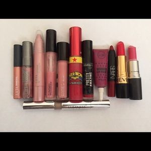 Assortment of Lipsticks/glosses