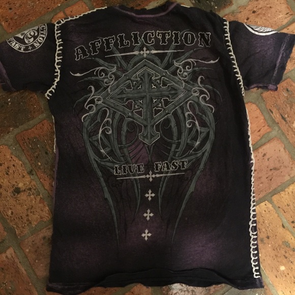 Buckle Affliction men's medium.