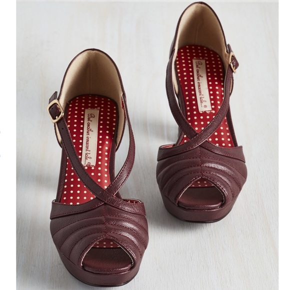 🔮 SOLD 🔮 I See Strut You Mean Heels - Picture 2 of 4