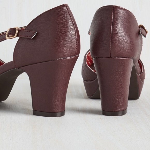 🔮 SOLD 🔮 I See Strut You Mean Heels - Picture 3 of 4