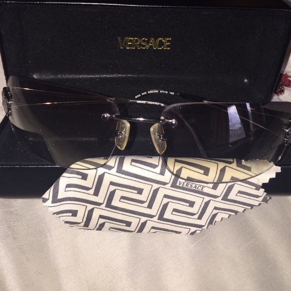 ‼️SOLD‼️ 💯 Authentic Versace Sunglasses