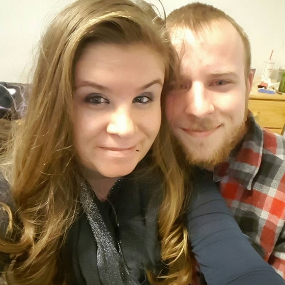 Meet your Posher, Danielle - Picture 1 of 1