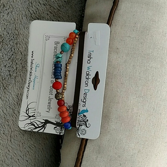 Wear as bracelet necklace or boot jewelry!