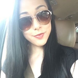 Meet your Posher, Amber