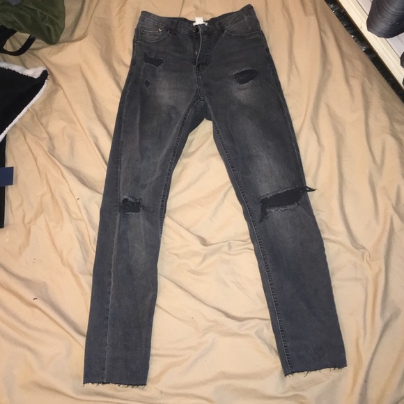 BLACK/GREY BOYFRIEND JEANS