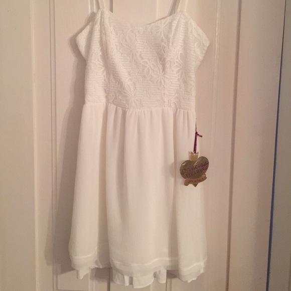 Princess Vera Wang - modified sweetheart - ivory
