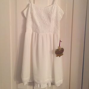 Princess Vera Wang - modified sweetheart - ivory