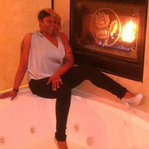 Meet your Posher, Latonya
