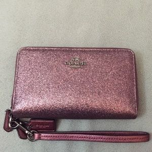 Bundle for @chic_commander