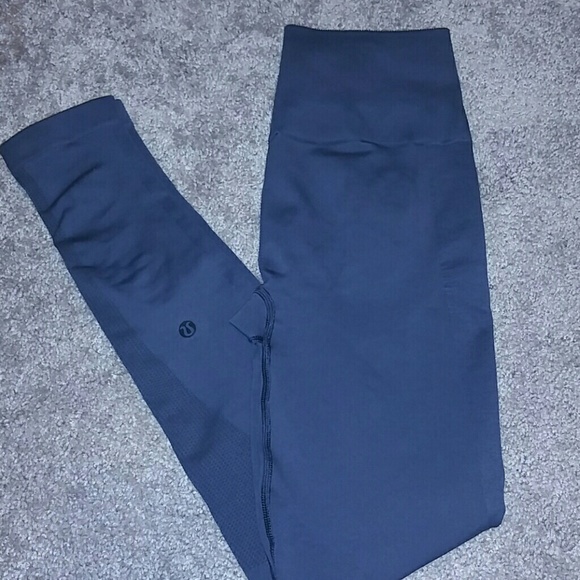Lululemon Zone in Tights