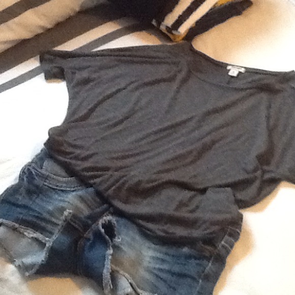 Baggy grey shirt