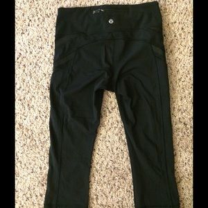 Lululemon running crop