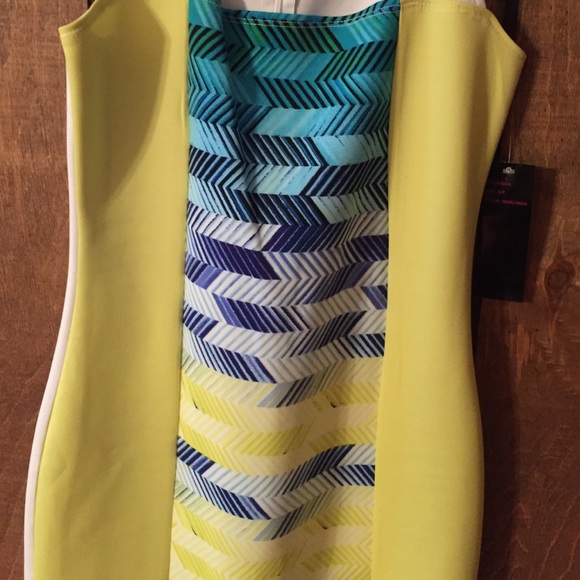 *5 for $20* Yellow and blue dress - Picture 3 of 3