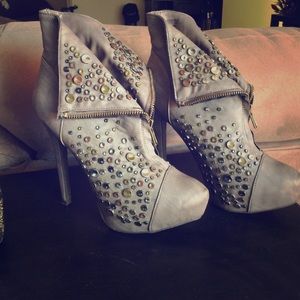 Penny Loves Kenny Booties