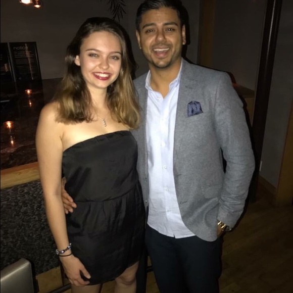 Meet Your Posher! - Picture 2 of 5