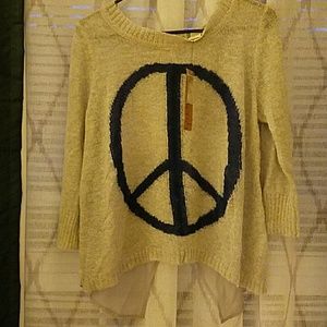 Peace top with shear back