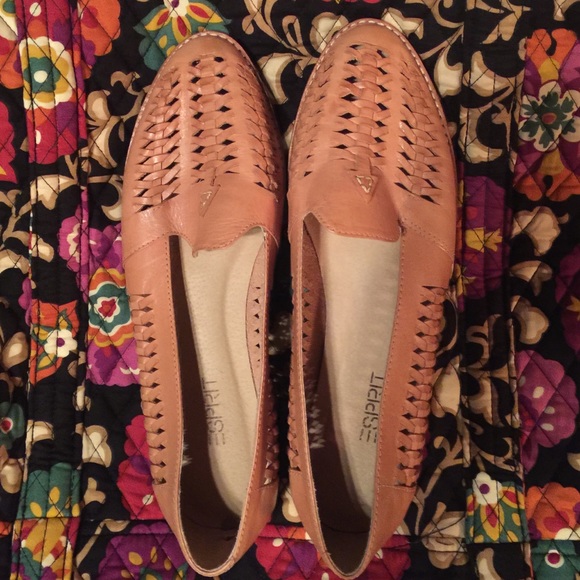 ✅ SOLD! Esprit Tan Summer Flats