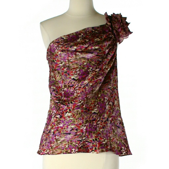 One shoulder top by bebe