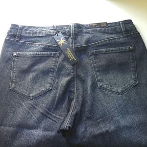 Kardashian Denim: Vintage Black Curvy Straight
