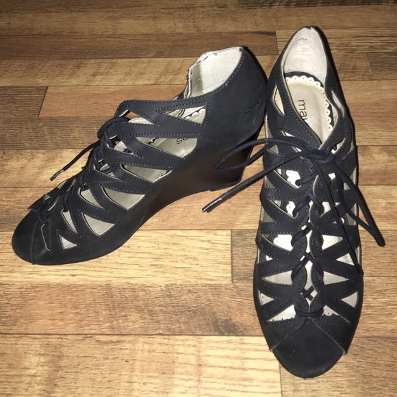 Black lace up wedges