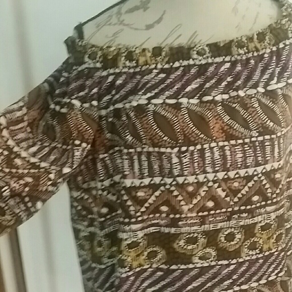 Rafaella designed top. - Picture 2 of 3