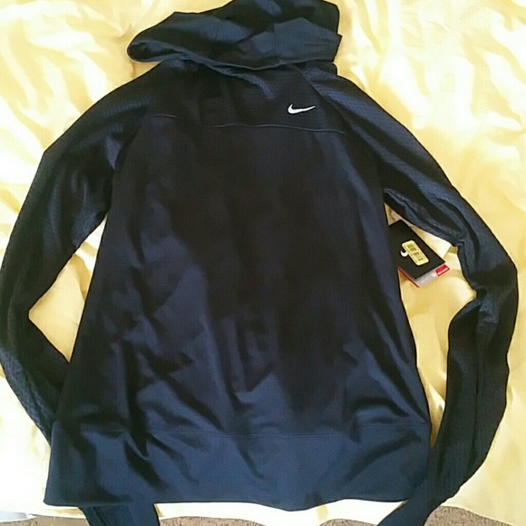 NEW Nike DRI-FIT long sleeve - Picture 1 of 3